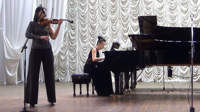 И вновь на сцене педагоги