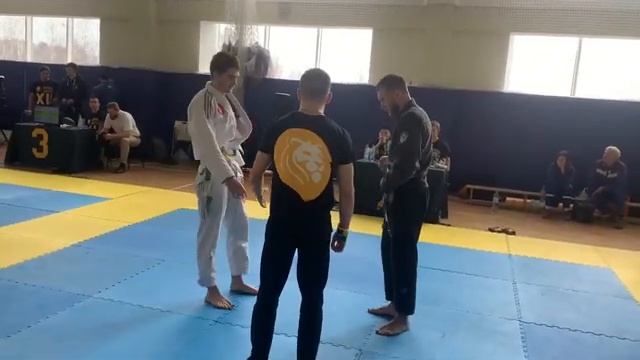 419597d15624604debbb26d1cb9b43ab