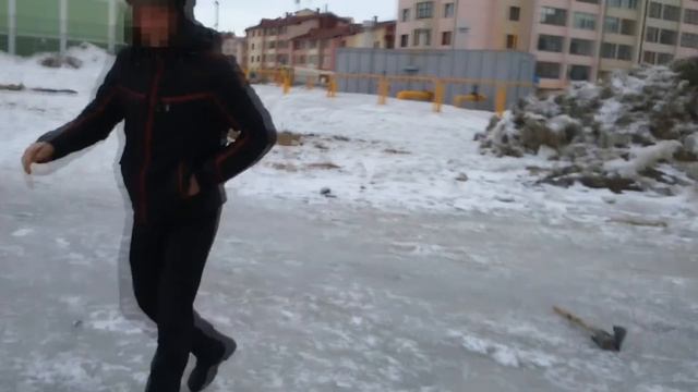 Как правильно ломать лед