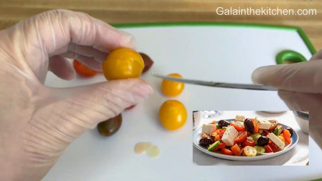 How To Cut Cherry Tomato With Seeds In The Cut Every Time For Salad And With Flash In the Cut