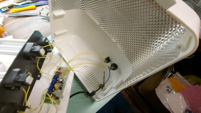 Устраняем заводской брак на ультрафиолетовой лампе