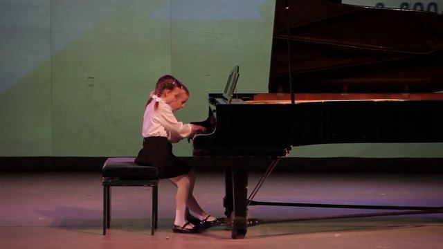 Весна Победы Волгоград 09.05.2016. Фортепиано, Бутко Елизавета и Царева Алена.