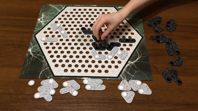 Играем в настольную игру Punct