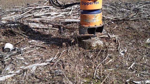 Мощный измельчитель пней для экскаваторов массой 14 30 тонн Dipperfox Stump Grinder 850
