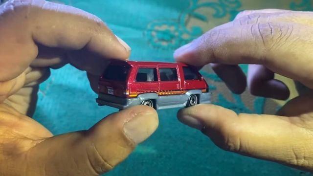 UNBOXING : 1986 TOYOTA VAN HOTWHEELS