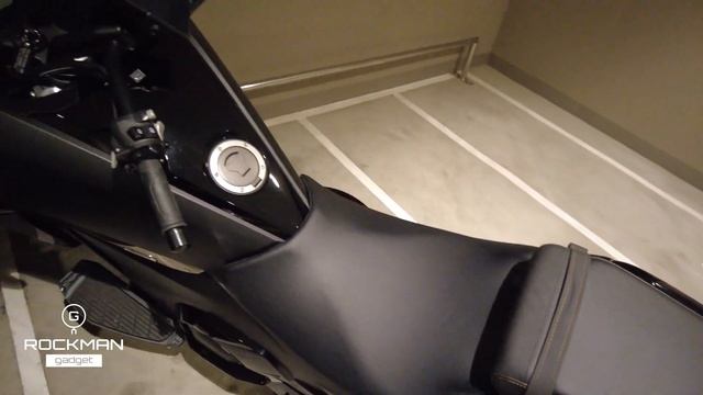 【VLOG】HONDAのバイクNM4-01をリチウムイオンバッテリー（AZ ITZ14S-FP）に変えた、とある1日