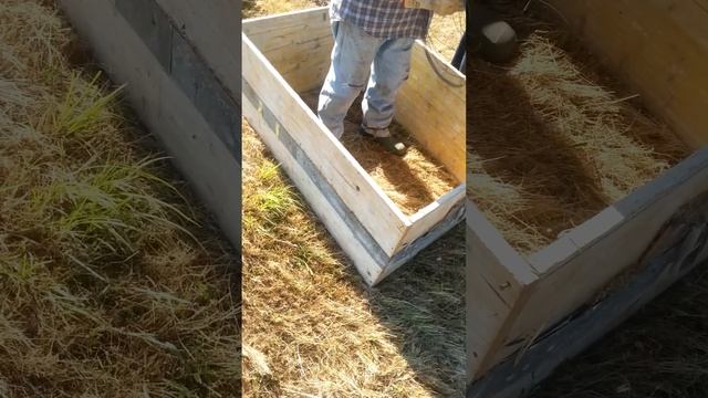 Baliranje Trave U Prapatnici