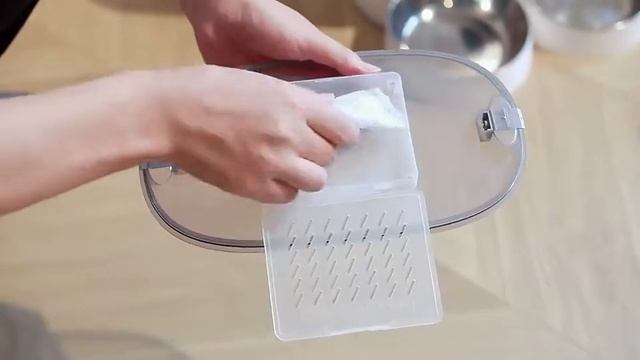 Автоматическая кормушка для кошек и собак HONEYGUARIDAN S56D 5.6L WIFI на 2 миски,