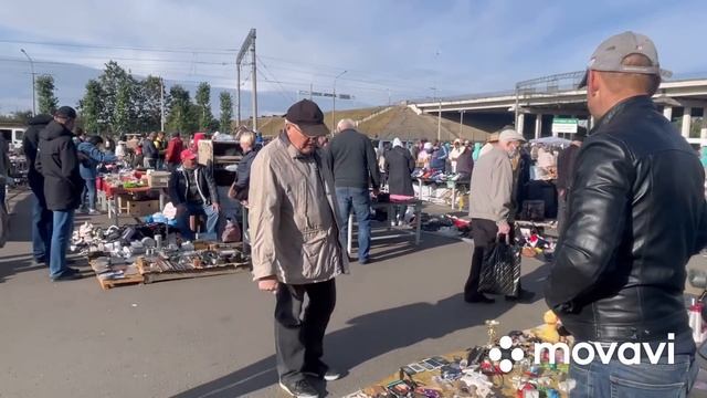 Минск барахолка. Деньги из мусора. Витёк мусорщик