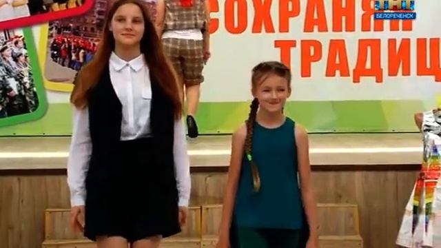 Дефиле юных модельеров