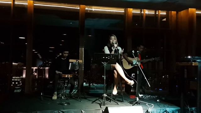 A70b7b9a003782f882c58db4c3494532