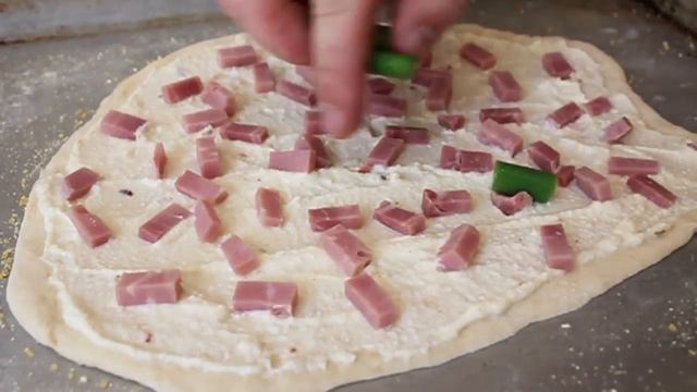 Asparagus Ham Ricotta Pizza! Asparagus Ham White Pizza Recipe