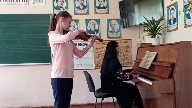 Солтис Софія. О.Комаровський. Варіації на тему укр.нар.пісні 