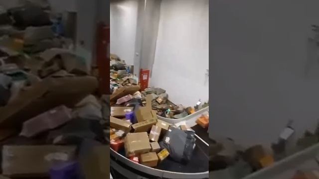 В Китае произошёл апокалипсис на почте из–за новой волны коронавируса.