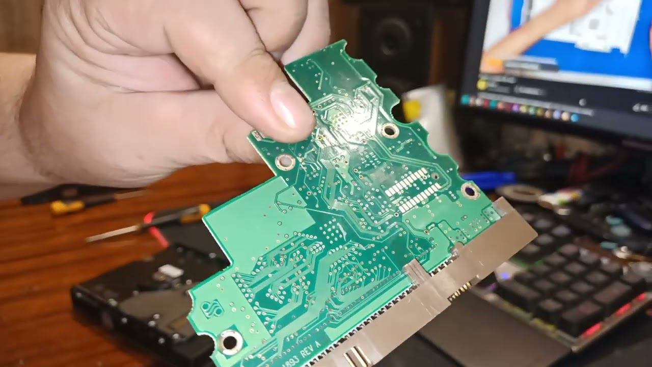 775 Снова он, старый друг