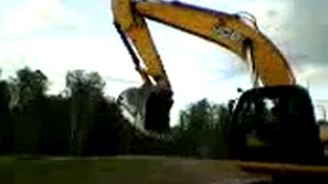 Как правильно тормозить экскаватор