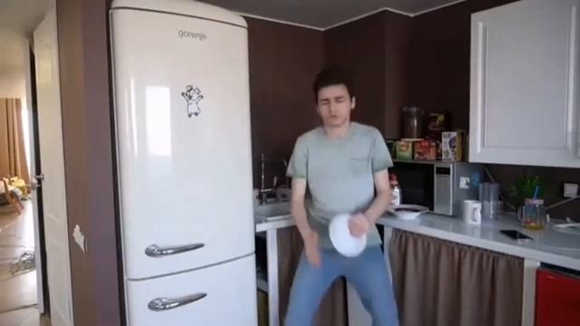 В этом видео броен флексит под музыку - татарстан супер гуд!