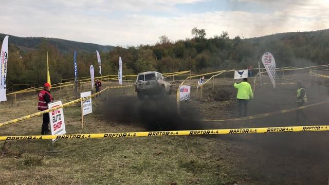 Nissan Patrol Y60 Off-Road