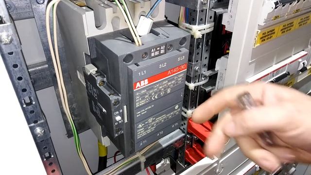 ABB ломается то-же 1. -75000 рублей... Контактор ABB A145-30
