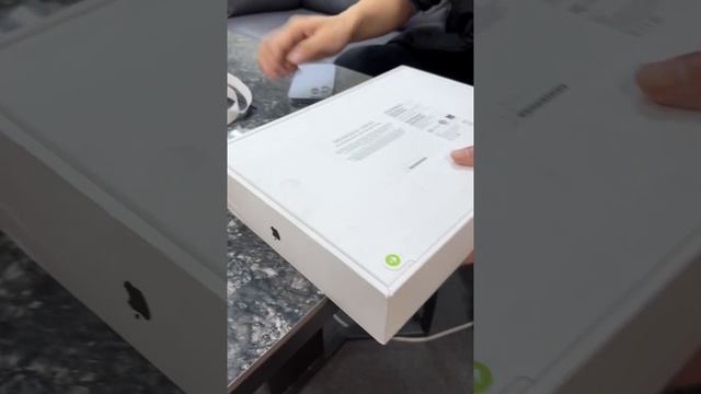 美版macbook今年到此结束了。放假放假。