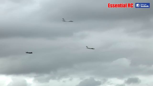 ULTIMATE LARGE SCALE RC TRIO: Handley Page Victor, Avro Lancaster And Avro Vulcan XH558