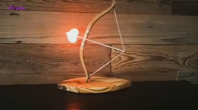 Красивые лампы из эпоксидной смолы.