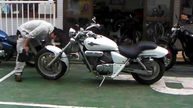 ホンダ　マグナ250ホワイト ロングフォーク　参考動画　HONDA　V-Twin Magna