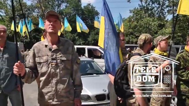 В Одессе под зданием областного Хозяйственного суда горят покрышки