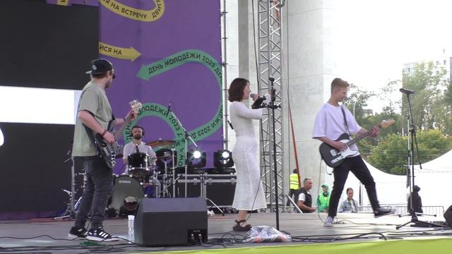 VIA VESNA - Ты не верь слезам (День молодежи 2023, Пермь)