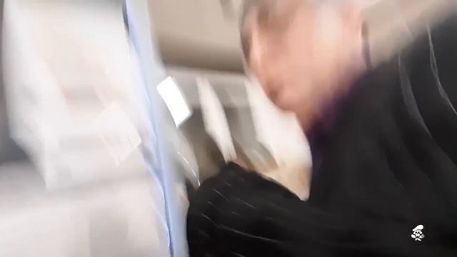 ДИКСИ. ДЕРЗКИЙ ОХРАННИК БАЛАБОЛ...