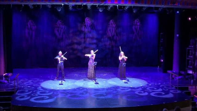 California Dreamin' - EMERALD TRIO - Carnival Spirit 01/2019