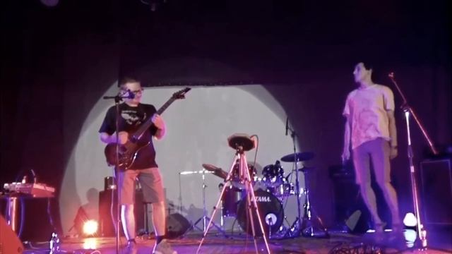 Live Подземка   15 авг 2020 (отрывок, что-то с пультом)