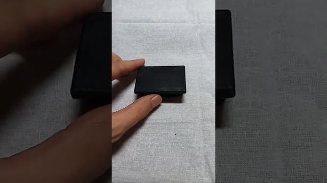 Заглушка для столба (профильной трубы) 60  на 40 мм черная