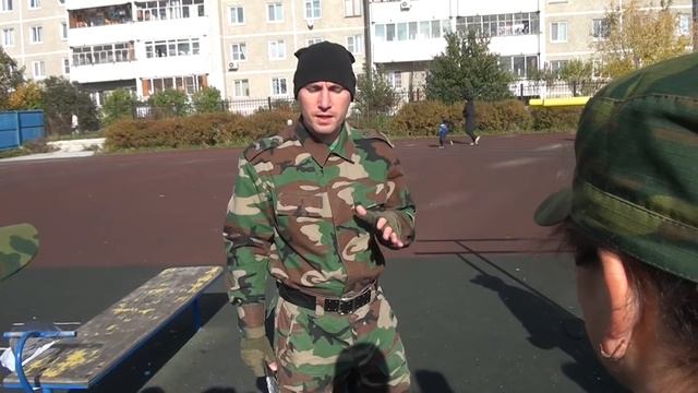 Занятие отряда по историческому фехтованию и ножевому бою.