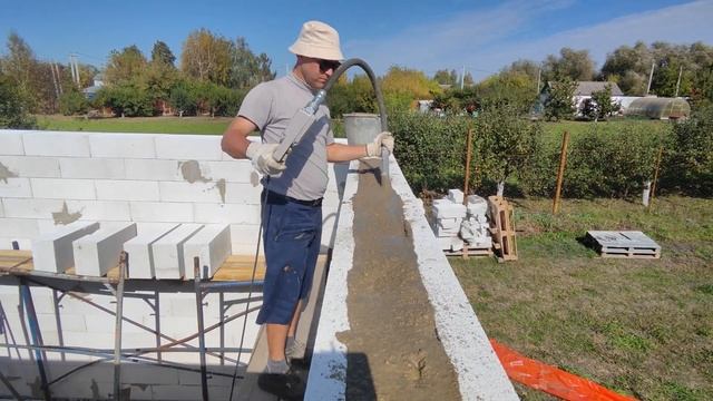 33. Оконные перемычки. Напала пчела соседа. I build myself