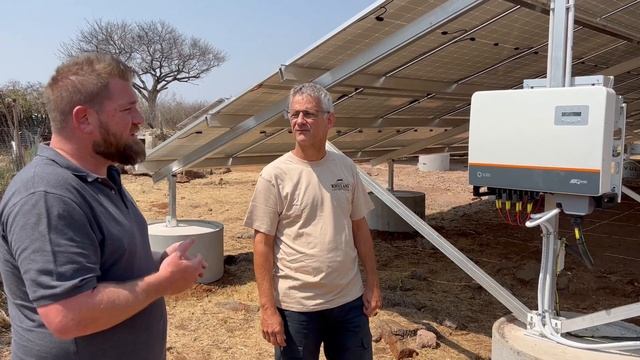 RHULANI INSIGHTS 220 - Solar Inverter