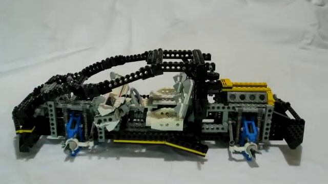 Lego Technic 8880 Supercar Time Lapse Build