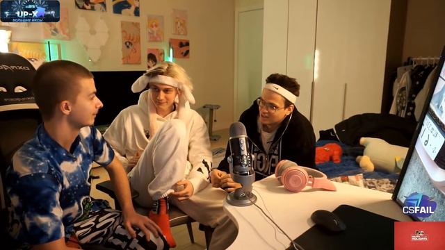 Иван Золо точил свой карандаш прямо на первой парте