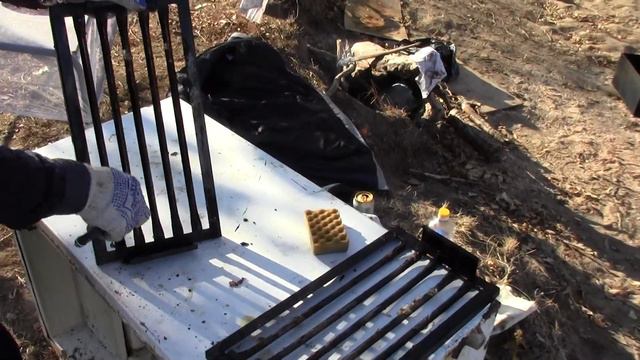 Малинцы коптят рыбу на берегу Волги (октябрь 2014 г.)