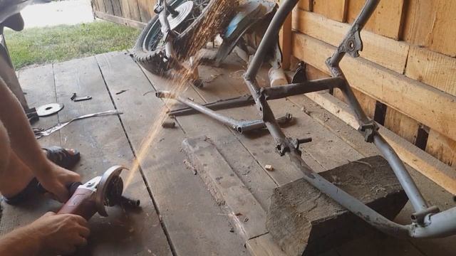 ISE#2 Переделка рамы ИЖ Часть 2(режем и втулим)