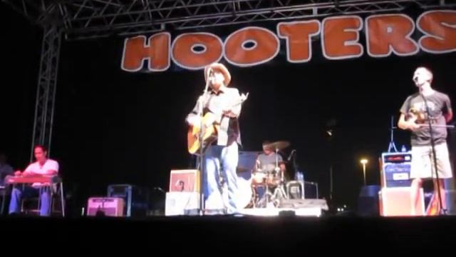 Jason Boland  the Stragglers new song Fences