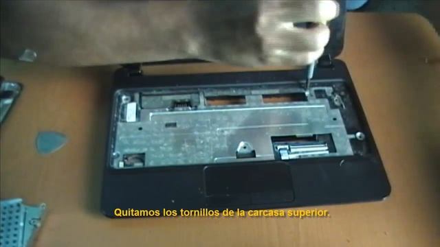 Como Abrir/ Desarmar/ Destapar Portatil Compaq Mini 148A-100