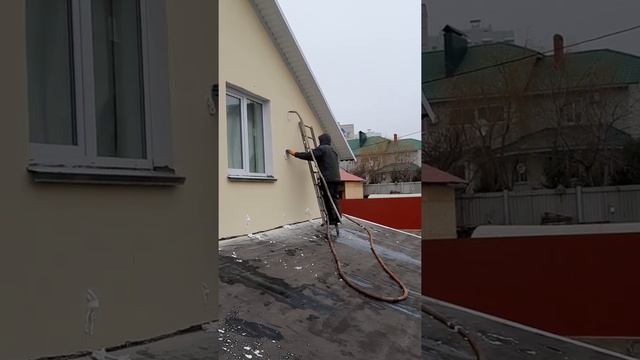 зазор 13 см, в стене был пенопласт, стало холодно, решили закачать пеноизол