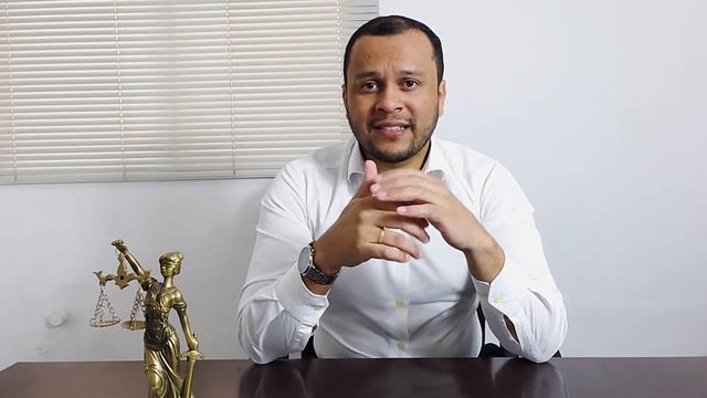 EMPRESA PODE ATRASAR O PAGAMENTO DAS FÉRIAS??