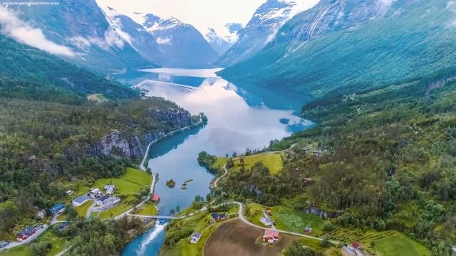 Красивая расслабляющая музыка для снятия стресса • Быстро засыпай, медитируй, учись (полет)