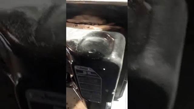 Рихтовка алюминиевого капота (Jeep Wrangler)