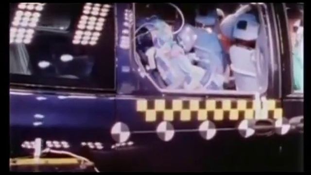 Crash Test Chrysler Voyager 1999