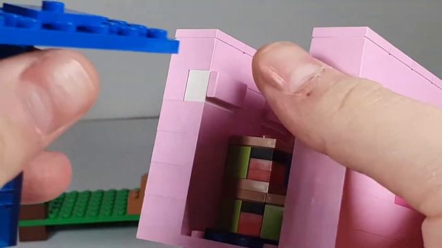 A Very Complete Build! Lego Minecraft 2021 Set 21170 The Pig House