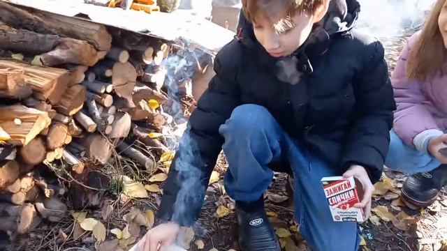 Штормовая спичка не тухнет в воде