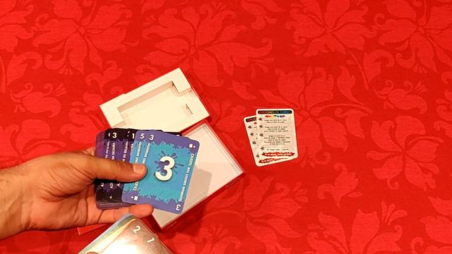Red 7: Unboxing
